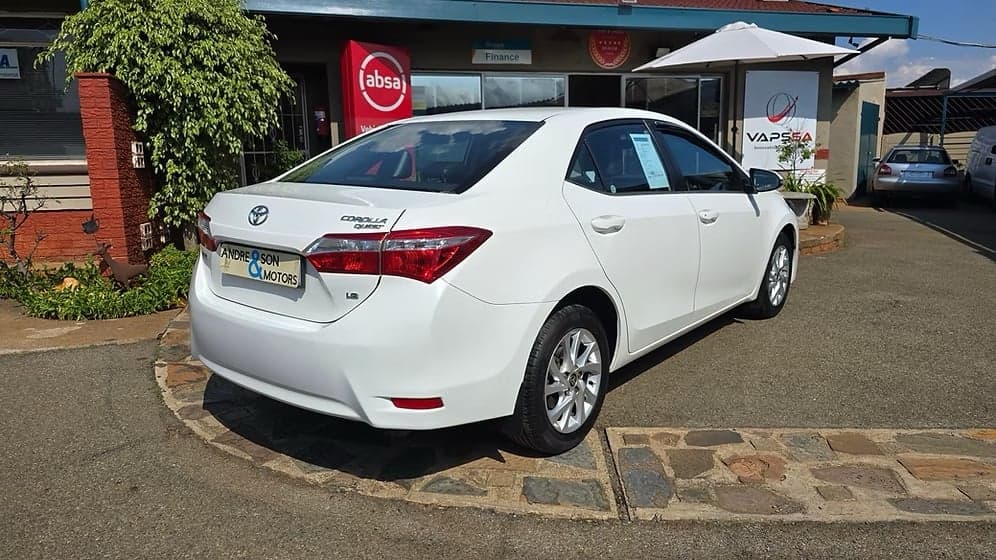 2021 Toyota Corolla Quest 1.8 Prestige photo 2