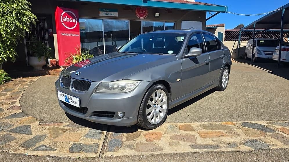 2011 BMW 320D E90