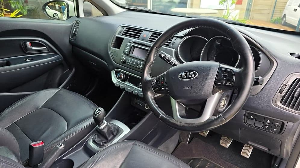 2014 Kia Rio 1.4 Tec photo 6